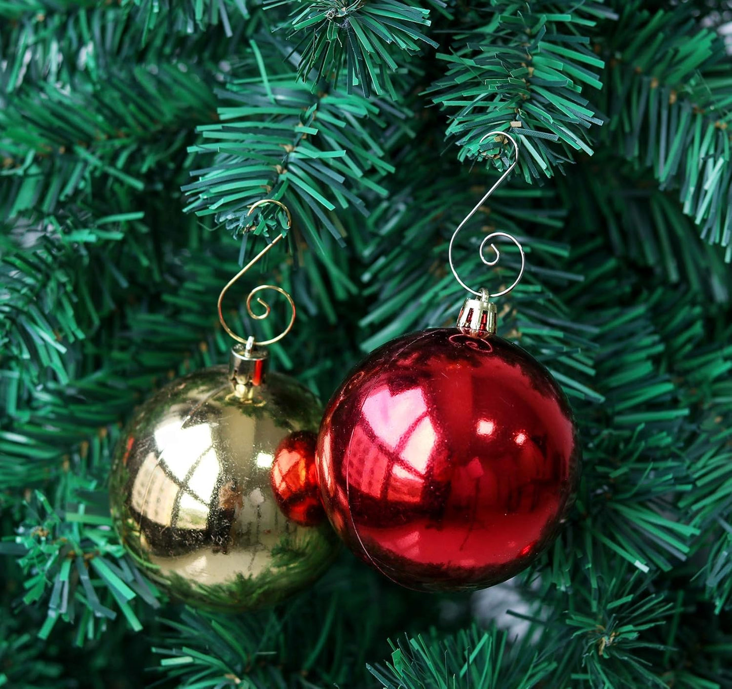 200Pcs Christmas Ornament Hooks Christmas Tree Hanger Hooks S Hooks Hanging Hook for Christmas Tree Christmas Balls Party Decorations (Gold&Silver)